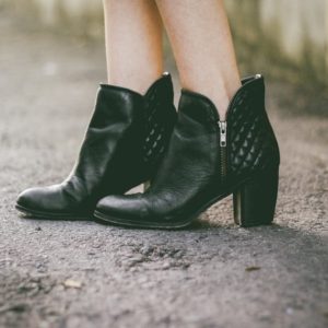 Best Flat Boots For Women